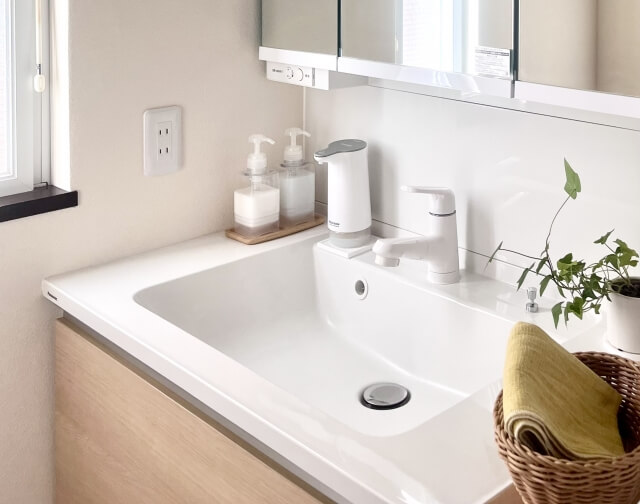 家族全員が使いやすい洗面台にするリフォームの考え方